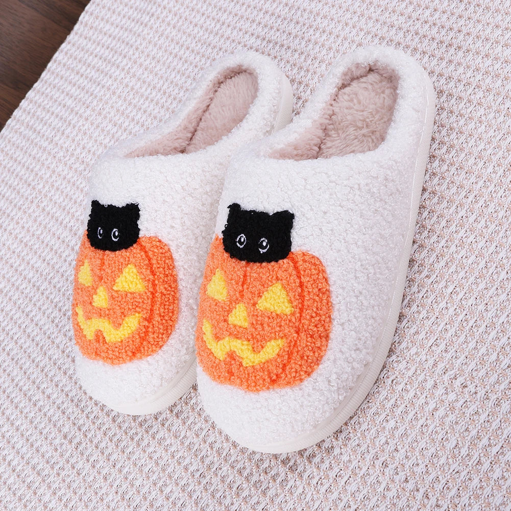 Pumpkin Cat Plush Slippers – Fuzzy Closed-Toe Indoor Shoes