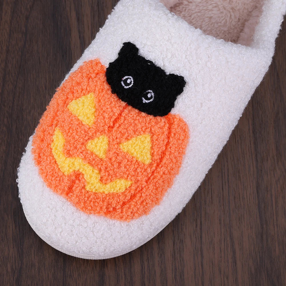 Pumpkin Cat Plush Slippers – Fuzzy Closed-Toe Indoor Shoes
